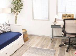 346 Laveta Terrace, Los Angeles CA 90026