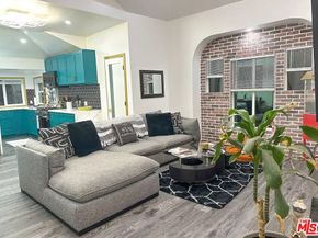 346 Laveta Terrace, Los Angeles CA 90026