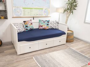 346 Laveta Terrace, Los Angeles CA 90026