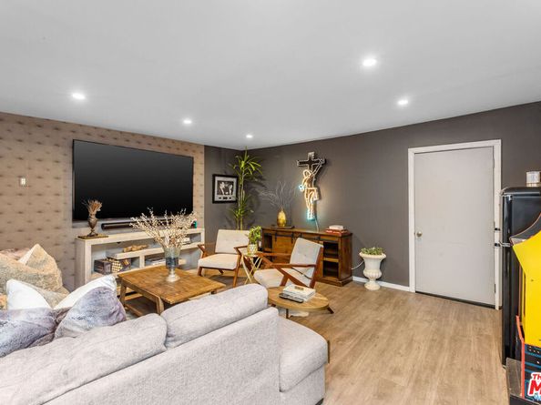 1641 N Crescent Heights Boulevard, Los Angeles CA 90069