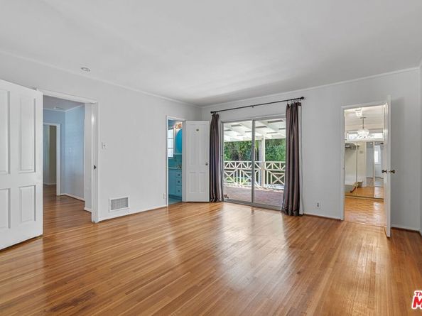 2427 Benedict Canyon Drive, Beverly Hills CA 90210