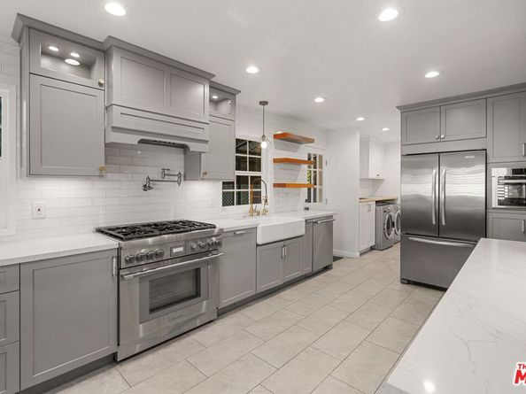 2427 Benedict Canyon Drive, Beverly Hills CA 90210