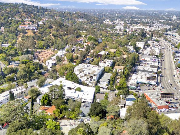 3662 Fredonia Drive, Los Angeles CA 90068