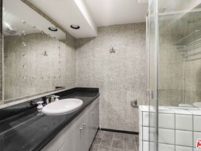 9213 Warbler Way, Los Angeles CA 90069