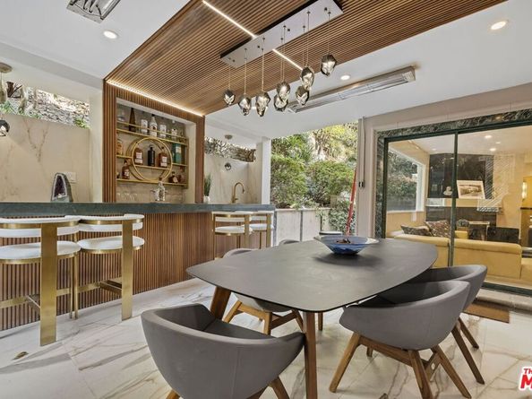 9213 Warbler Way, Los Angeles CA 90069