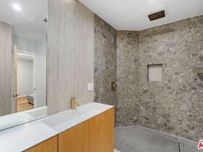9213 Warbler Way, Los Angeles CA 90069