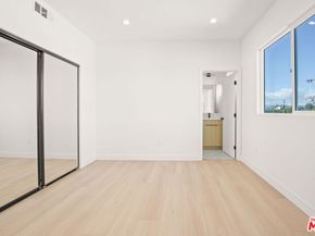 1707 S Burnside Avenue, Los Angeles CA 90019