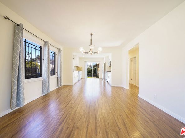 1138 S Windsor Boulevard, Los Angeles CA 90019