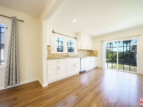 1138 S Windsor Boulevard, Los Angeles CA 90019