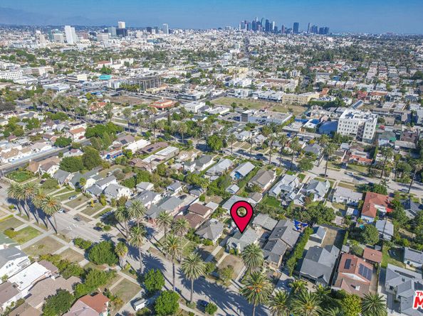 1138 S Windsor Boulevard, Los Angeles CA 90019