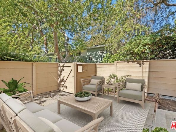 5432 Village, Los Angeles CA 90016