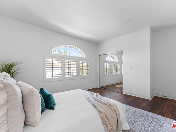 11840 Rowles Court, Los Angeles CA 90066