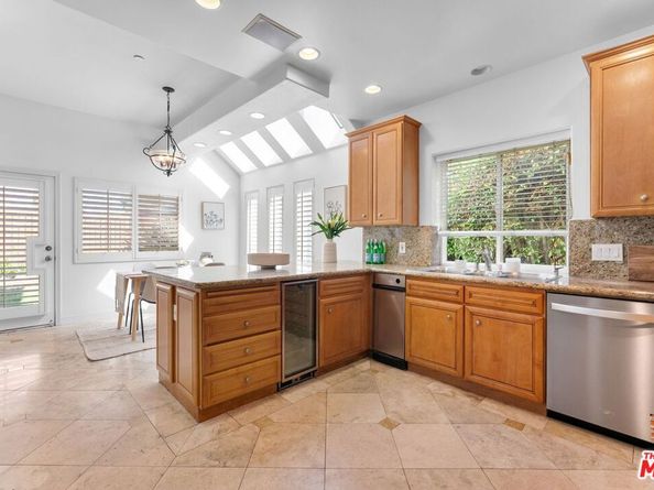 11840 Rowles Court, Los Angeles CA 90066