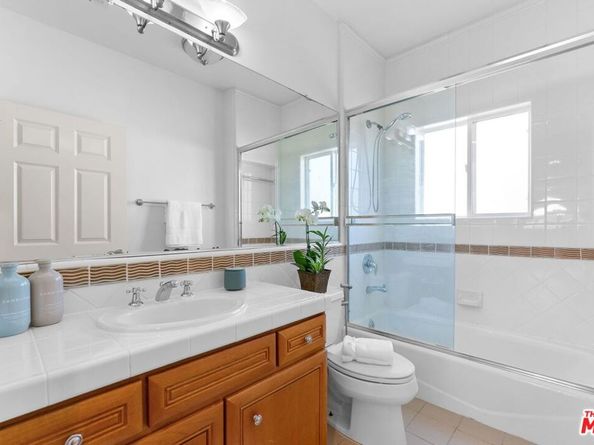 11840 Rowles Court, Los Angeles CA 90066