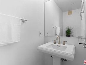 11840 Rowles Court, Los Angeles CA 90066