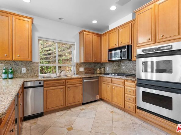 11840 Rowles Court, Los Angeles CA 90066