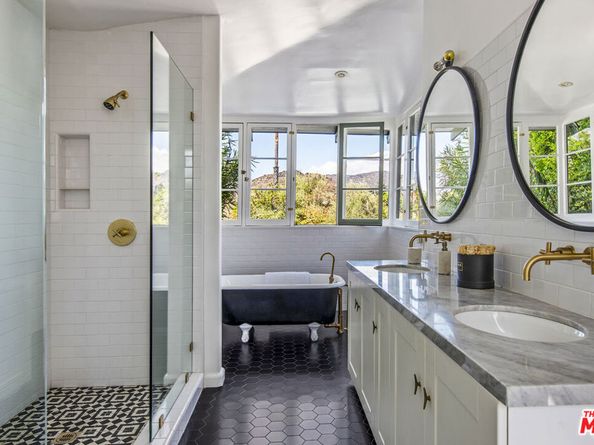6749 Whitley Terrace, Los Angeles CA 90068