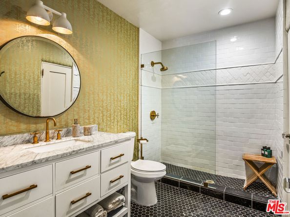 6749 Whitley Terrace, Los Angeles CA 90068