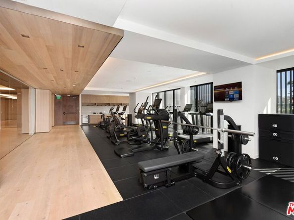 8899 Beverly Blvd 5D, West Hollywood CA 90048