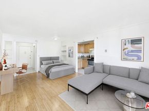 425 S Kenmore Avenue 104, Los Angeles CA 90020