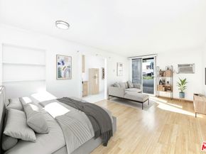 425 S Kenmore Avenue 104, Los Angeles CA 90020