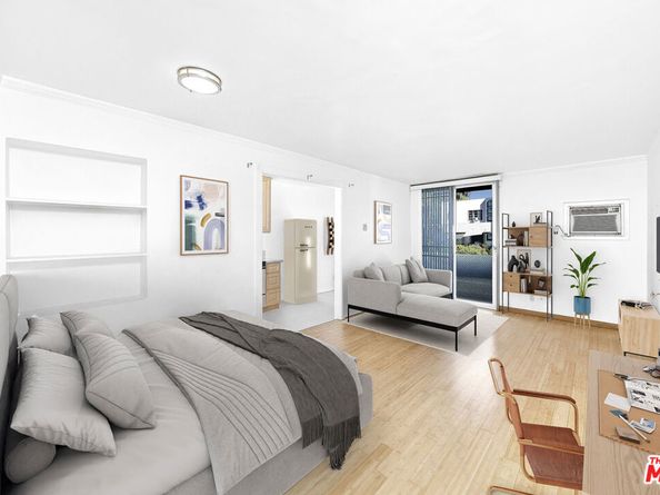 425 S Kenmore Avenue 104, Los Angeles CA 90020