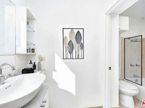 425 S Kenmore Avenue 104, Los Angeles CA 90020