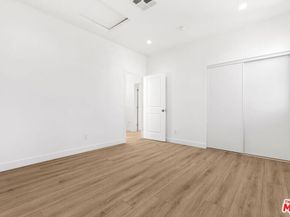 1955 Bonsallo Avenue, Los Angeles CA 90007