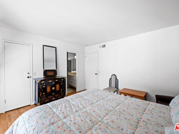 100 S Doheny Drive 512, Los Angeles CA 90048