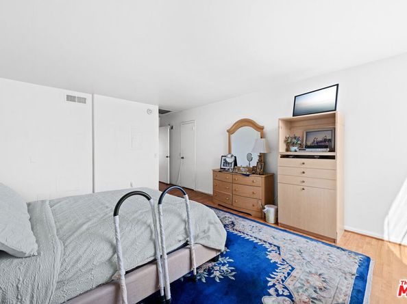 100 S Doheny Drive 512, Los Angeles CA 90048