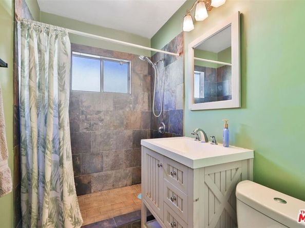 5922 6th Avenue, Los Angeles CA 90043