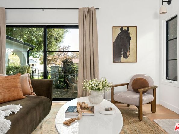 4935 Agnes Avenue, Valley Village CA 91607