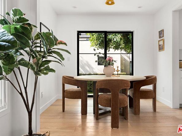 4935 Agnes Avenue, Valley Village CA 91607