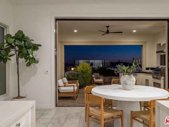 20162 W Cromwell Way, Porter Ranch CA 91326