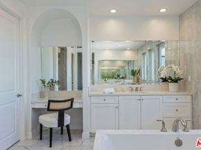 20162 W Cromwell Way, Porter Ranch CA 91326