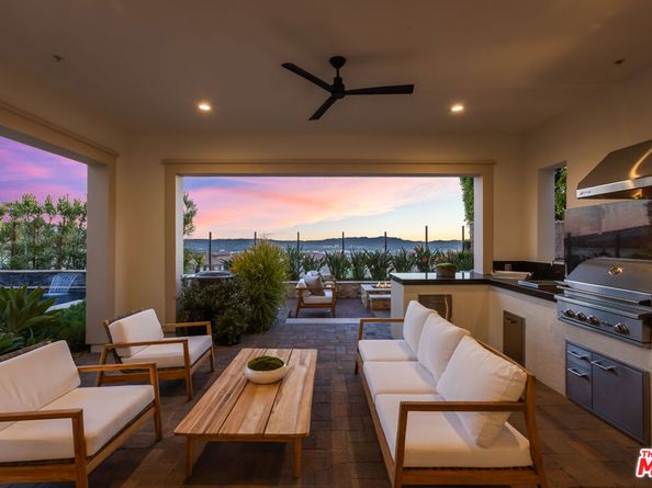 20162 W Cromwell Way, Porter Ranch CA 91326