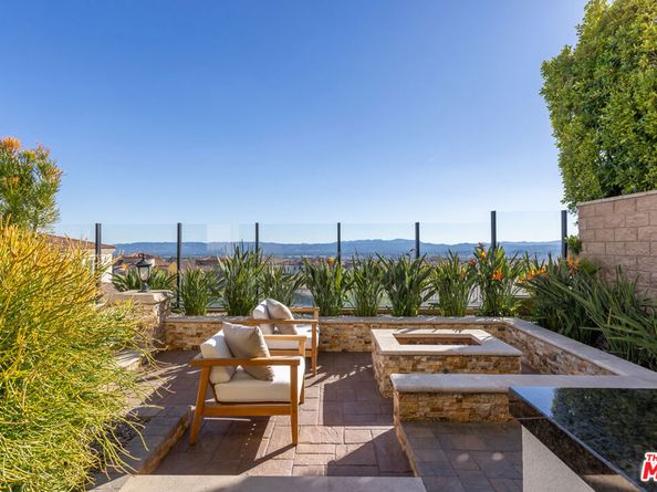 20162 W Cromwell Way, Porter Ranch CA 91326
