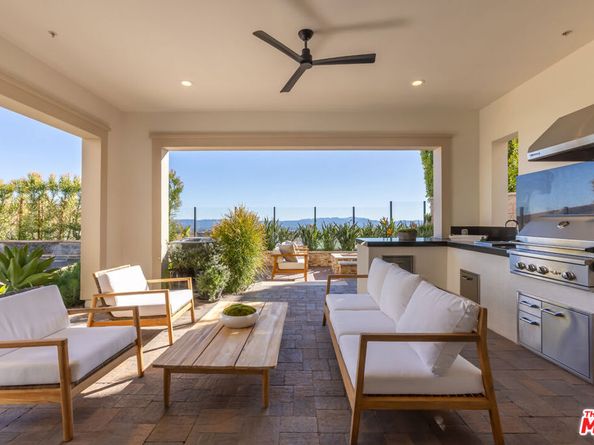 20162 W Cromwell Way, Porter Ranch CA 91326