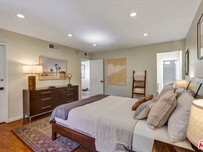 11732 Moorpark Street J, Studio City CA 91604