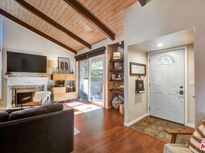11732 Moorpark Street J, Studio City CA 91604