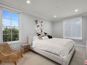 3685 Benedict Canyon Lane, Sherman Oaks CA 91423