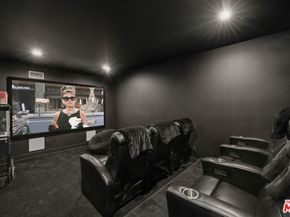 3685 Benedict Canyon Lane, Sherman Oaks CA 91423