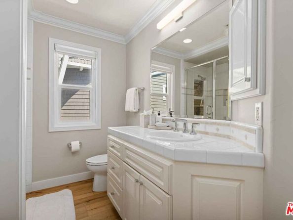 506 W Oceanfront, Newport Beach CA 92661