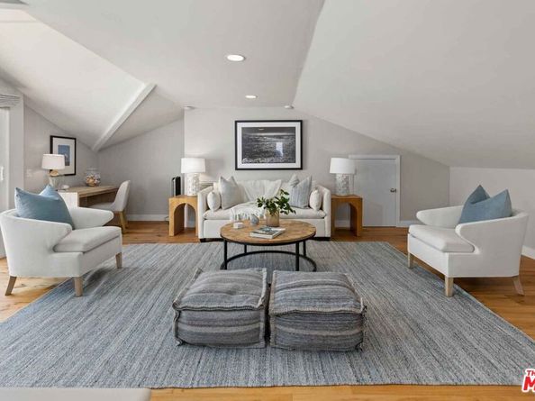 506 W Oceanfront, Newport Beach CA 92661