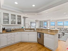 506 W Oceanfront, Newport Beach CA 92661