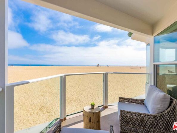 506 W Oceanfront, Newport Beach CA 92661