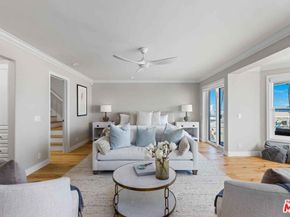 506 W Oceanfront, Newport Beach CA 92661