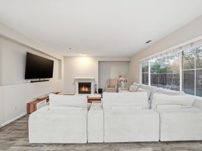 2923 Oro Blanco Cir, Escondido CA 92027