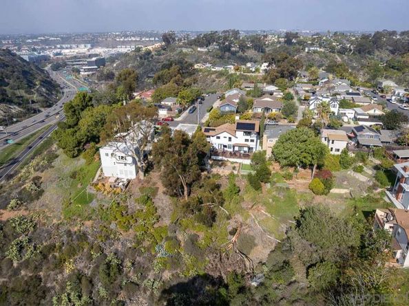 913 Johnson Ave, San Diego CA 92103