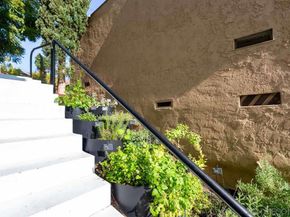 913 Johnson Ave, San Diego CA 92103